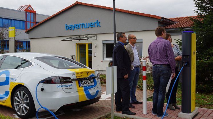 Neue Lademöglichkeiten am Bayernwerk-Netzcenter Marktheidenfeld für Elektrofahrzeuge