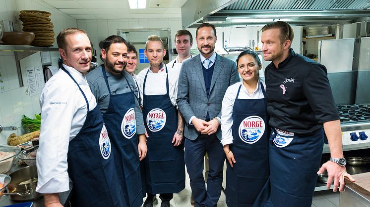 Die Sterneriege v links. Nils Henkel (DE), Sergio Pèrez (ESP), Jostein Medhus u.Alexander Østli Berg (N), Mike Mathieson (UK), HRH Kronprinz Haakon, Beatriz Gonzalez (FR).