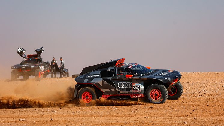 Audi RS Q e-tron #224 (Team Audi Sport), Mattias Ekström og Emil Bergkvist