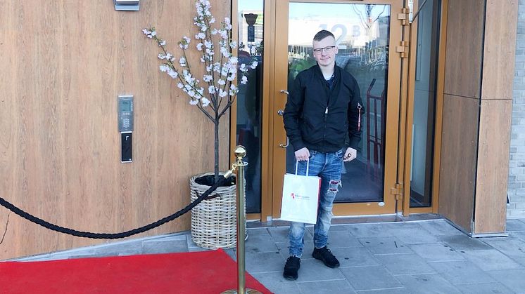 Daniel Nilsson är en av de nyinflyttade Hyrköparna i Brf Körsbärslunden.