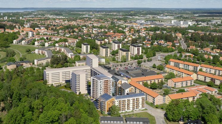 Illustrationsbild över Berga Park och Berga centrum.