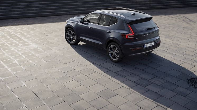 XC40 Plug in Hybrid in Denim Blue
