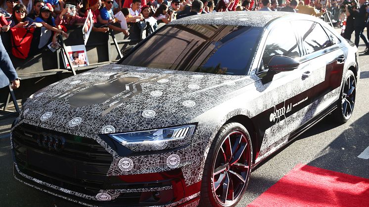 Den nye Audi A8 i camouflage ved premieren på den nye Spiderman film