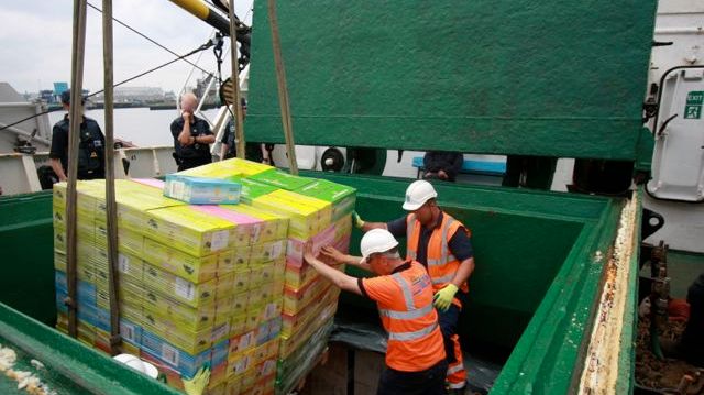 NI 17 14 man arrested in tobacco raid 2