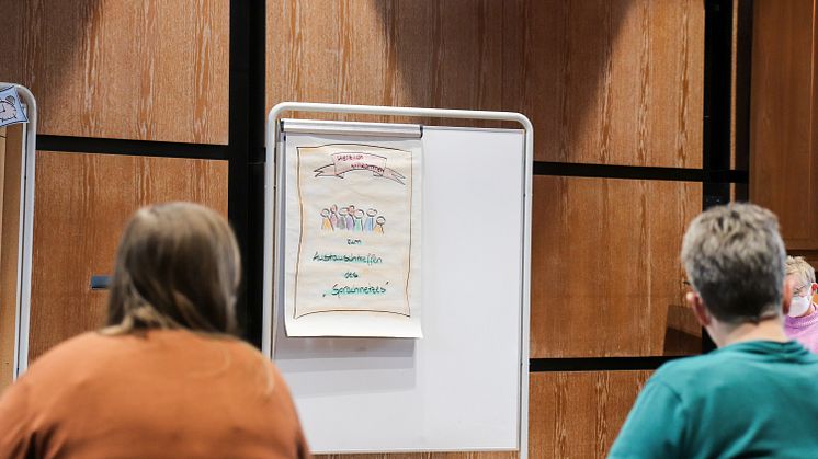 An(ge)kommen? Kinder und Jugendliche nach der Flucht begleiten 