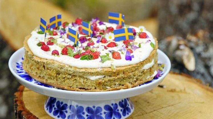 Teas midsommartårta
