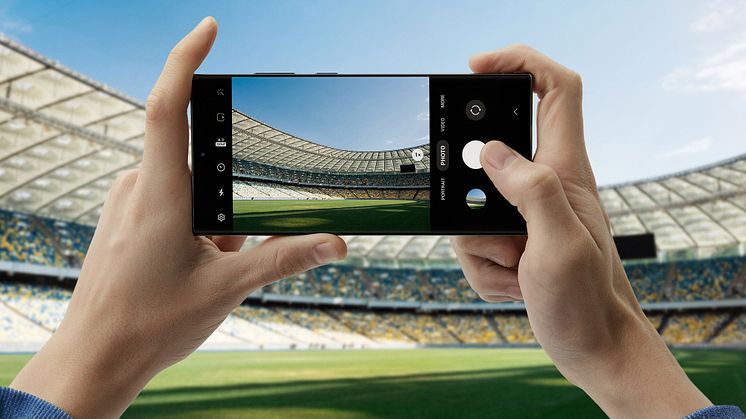 Sådan får du mest ud af sommerens sportsbegivenheder på din smartphone