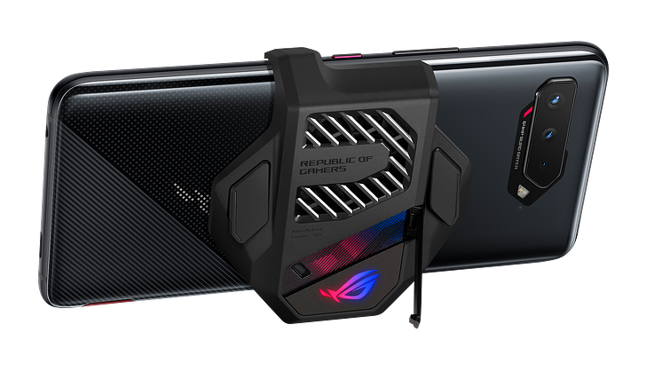 ROG Phone 5 with AeroActive Cooler 5 -1.png