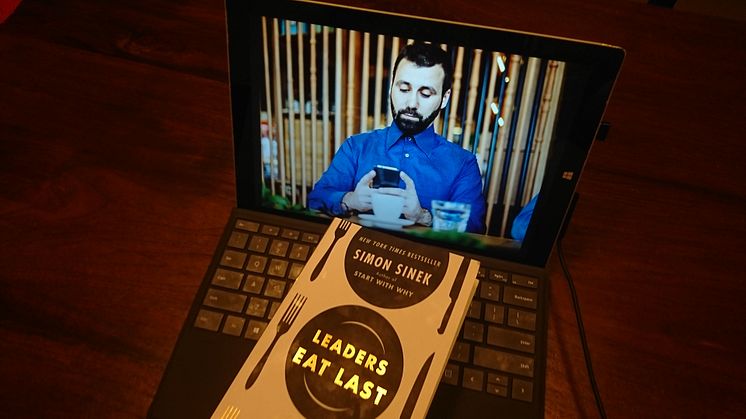 Leaders might have to eat last, but they should be the first to put their phones down when their staff present to them. Source: Mark Laudi