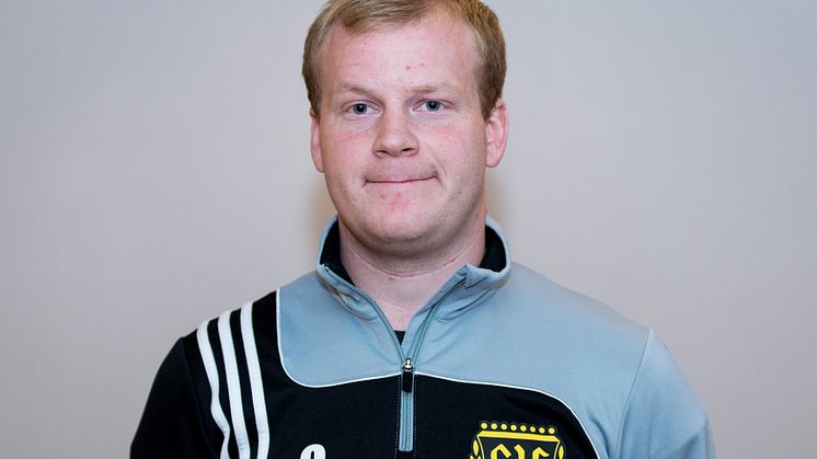 Markus Eng, Gnosjö IF,  får Woody Ungdomsledarstipendiet 2012 