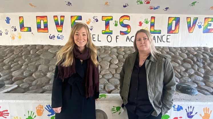 Karin Jansson och Cecilia Ljungkvist-Holm arbetar för att samtal om normer ska skapa ett mer tillåtande samhälle.  
