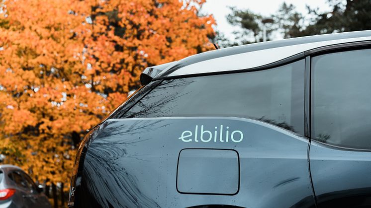 BMW och Elbilio inviger elbilspool i Bagarmossen