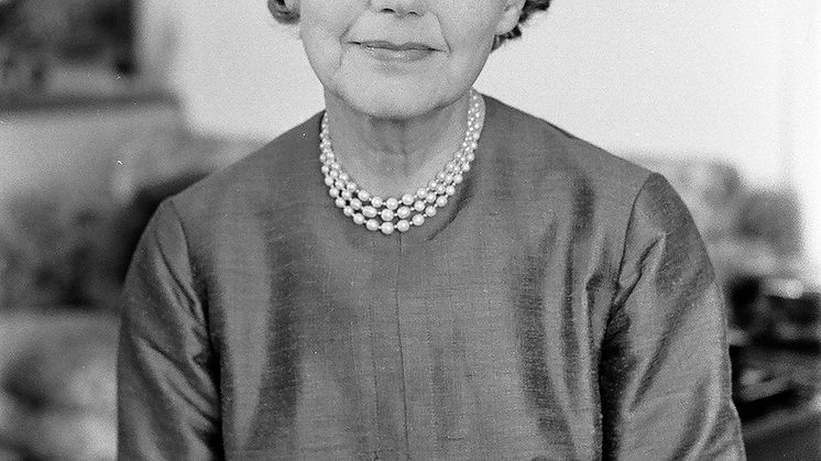 Påminnelse om inbjudan till pressvisning 23.1.2015, klockan 11. Obs nytt datum!  Estrid Ericson – Mistress of Modern på Röhsska museet.