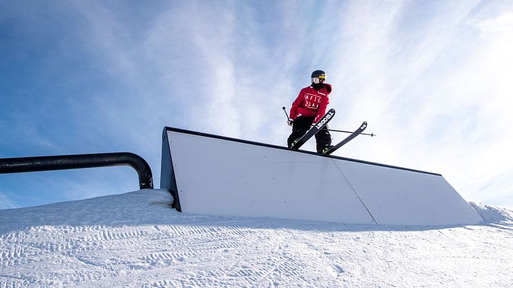 Stöten i Sälen Snowpark rail_7503154