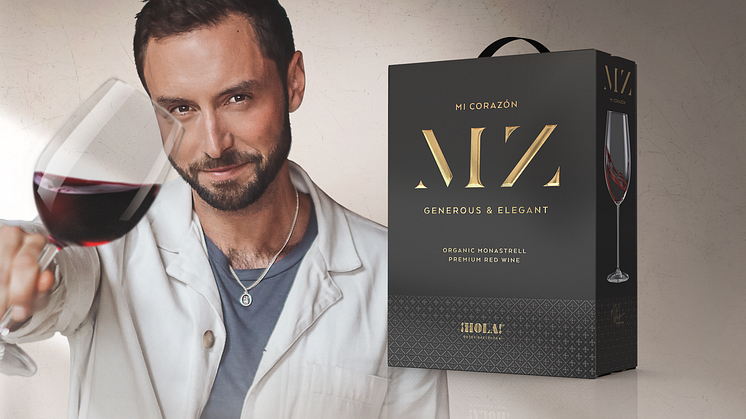 MÅNS ZELMERLÖW LANSERAR RÖD BAG-IN-BOX - HOLA MZ MI CORAZÓN BY MÅNS ZELMERLÖW