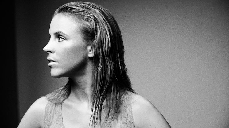 LISA MISKOVSKY – VIOLENT SKY – NYTT ALBUM 26 NOVEMBER.