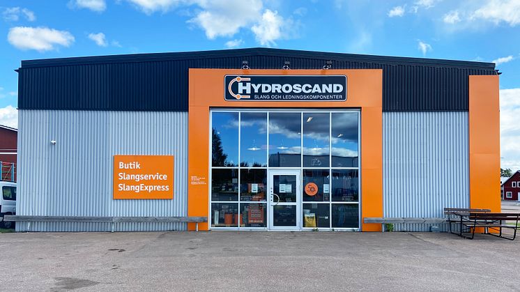 Fasad-sommar-Borlange-Hydroscand