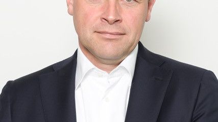Wijzigingen in het groepsmanagementteam van Dustin – nieuwe EVP LCP Benelux