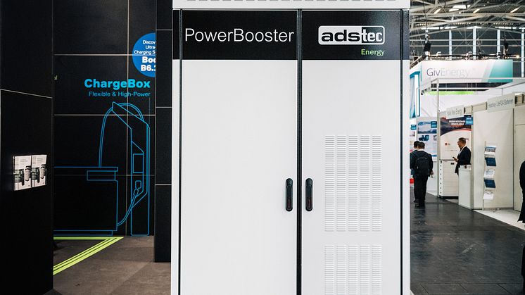 ADS-TEC Energy zeigt ihre Industriespeicherlösungen  auf der „ees Europe"