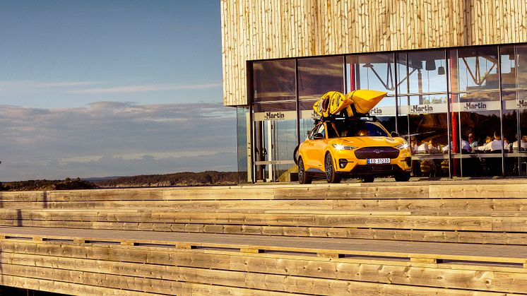 Ford Mustang Mach-E GT taklast 2022 (17)