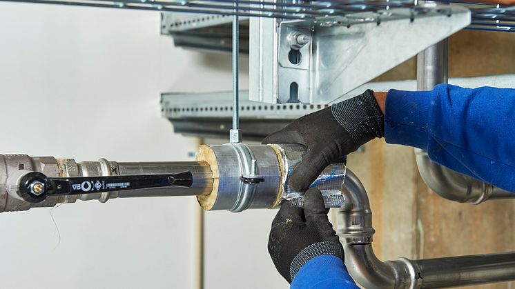 TECLIT® System järjestelmäratkaisu ehkäisee tutkitusti kondenssin muodostumisen, kestää vaativassa käytössä, sopii myös laitteistoille joita käytetään lämmityskautena lämminvesikiertoon, vähentää energiahukkaa sekä on palamaton ja muoviton.