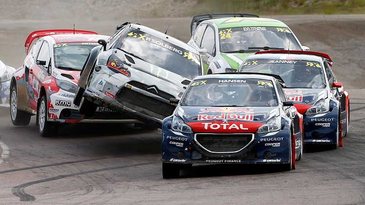 Team Peugeot Hansen körde hem guldet i märkes-VM i Rallycross 2015