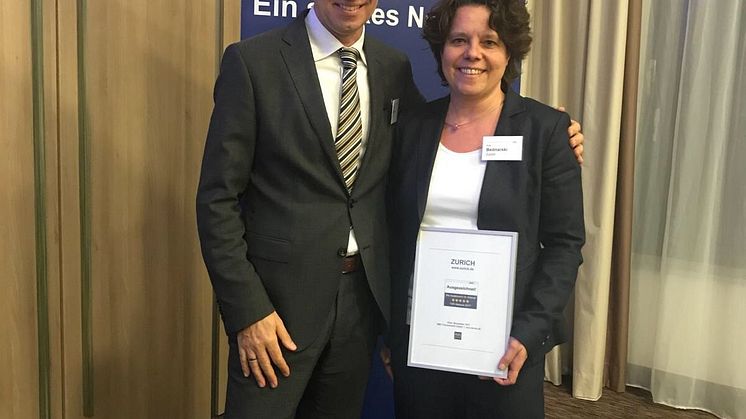 Eva Bednarski, Leiterin Digital Marketing & Strategy mit Stefan Raake, Geschäftsführer AMC