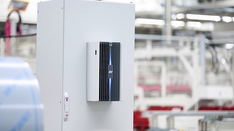 Rittal Blue e+ S med kyleffekter på 300, 500 och 1000 watt.
