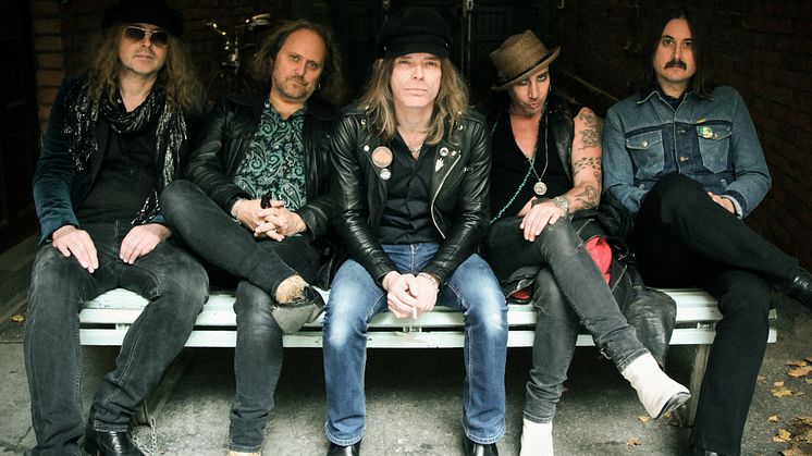 The Hellacopters by Lars Winnerbäck 1x.jpg