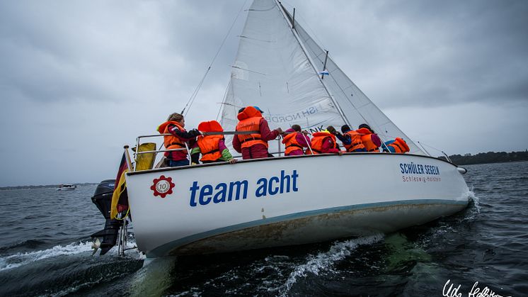 Am 08. September segeln über 100 Schüler*innen aus ganz Schleswig-Holstein beim SchülerCup 2021 auf der Kieler Förde. Foto: Udo Hallstein, Eckernförde