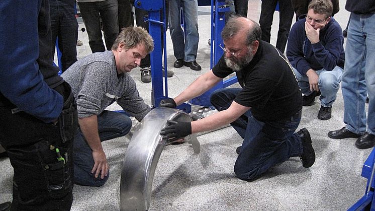 Metallgurun Ron Covell till Verktygsboden 6 -7 april