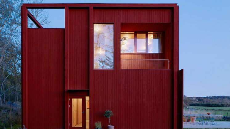 Späckhuggaren i Kärna – Rödfärgsvinnande bostadshus i Falurött  2018. Foto: Bert Leandersson
