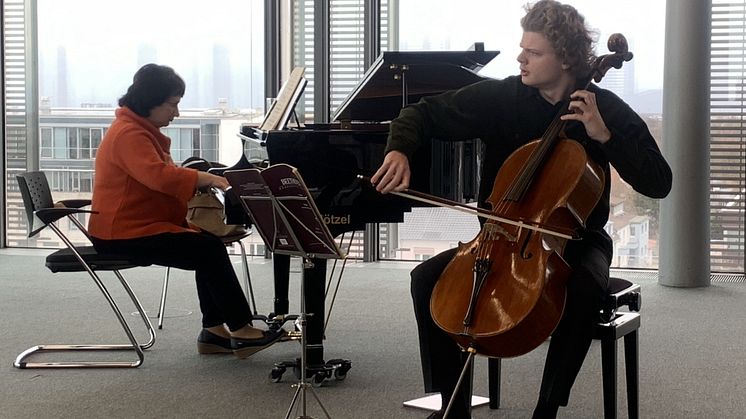 Bewerberrekord um klassische Celli aus vier Jahrhunderten