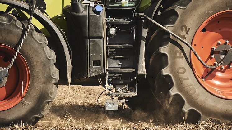 DLG Test Tractors with CEMOS