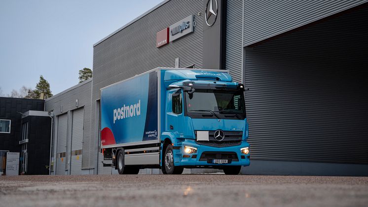 Mercedes-Benz eActros 300 (PostNord)
