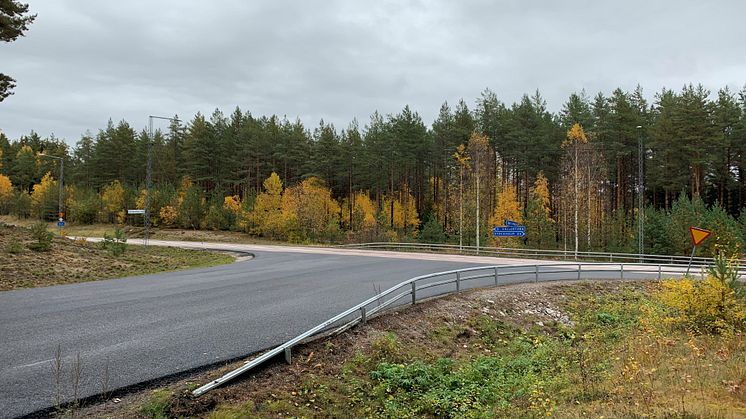 ​Krav på bättre framkomlighet och trafiksäkerhet korsningen Jarlabankes väg och Arningevägen från Täbys och Vallentunas kommuner