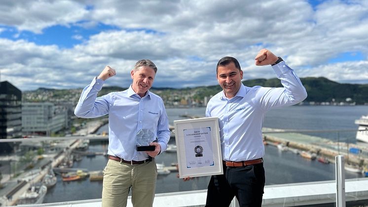 Arild J. Andersen og Edris Hamdard, begge salgssjef for bedrift i Ishavskraft.