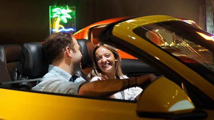 Mustang skaber magi hos Tinder-singler