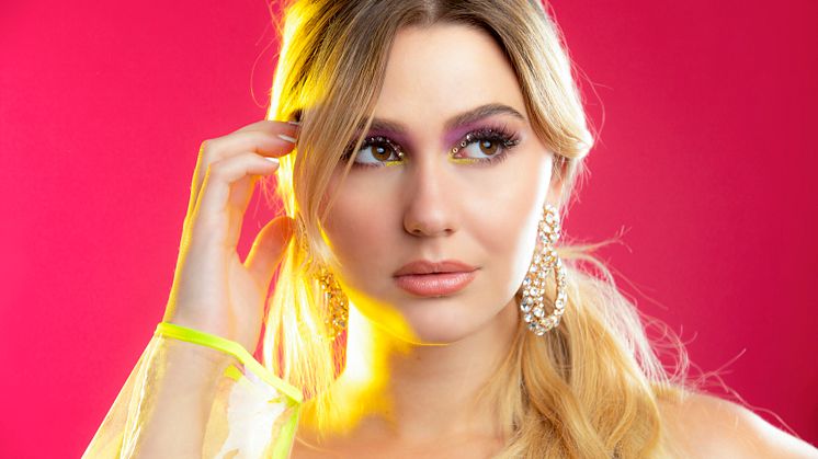 Julia Viktoria. Foto: Louie Yamadique