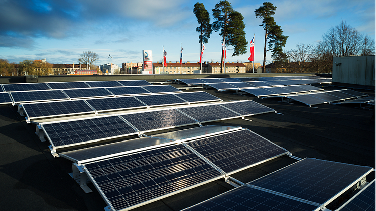 Solceller på OKQ8 Globens tak