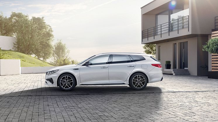 kia_pressrelease_2018_PRESS-HIGHRES_JFSW-GTL-SIDE