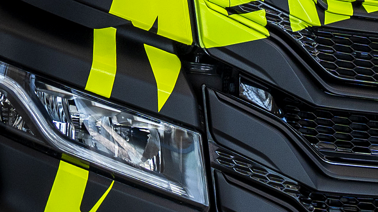 Bild 4 - IVECO åker på turné med Metallica.png