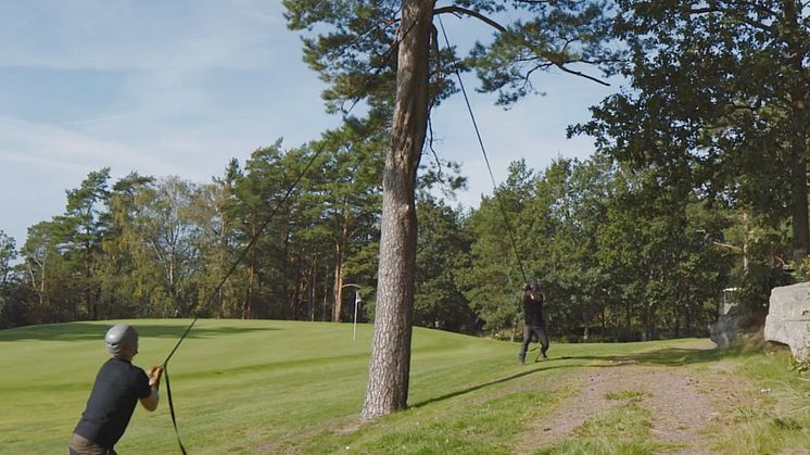 Tack vare grenkaparkitet kan du få ner grenar på 8 meters höjd.