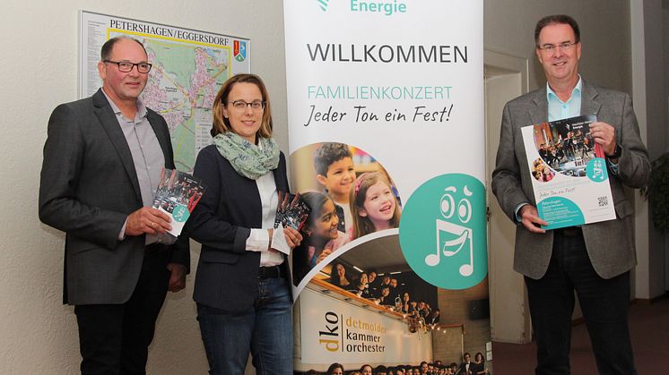Freuen sich auf das Konzert (v. l.): Frank Wohlgemuth, Kommunalreferent WWN, Evelyn Hotze, Stabstelle für Wirtschaftsförderung und Tourismus, und Bürgermeister Dieter Blume. 