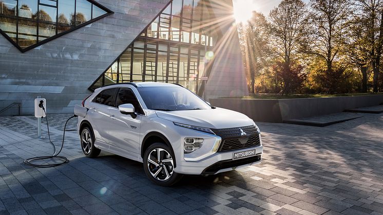 Mitsubishi Eclipse Cross PHEV fås lige nu til attraktive leasingpriser.