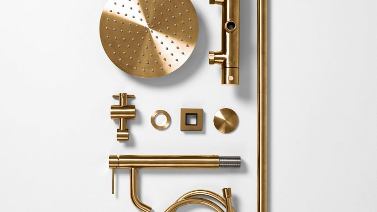 INR-Unleashed-Brushed-Brass-Flatlay