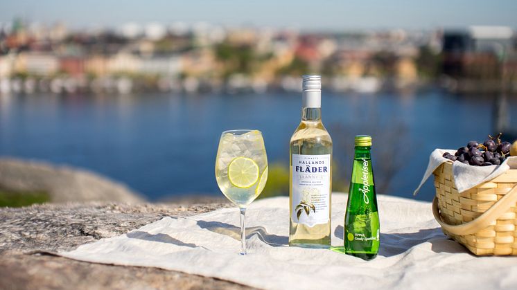 Flädertiser- Äppletiser och Hallands Fläder
