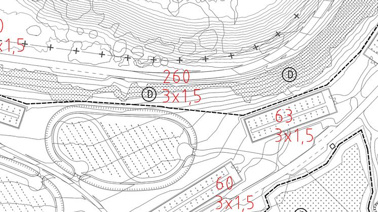 Detalj från kyrkogårdsförvaltningens bygglovsritning som visar rektangulära och ovala begravningsöar med gravar markerade som prickar. De röda siffrorna är Låt Parken Levas anteckningar om antal och storlek.