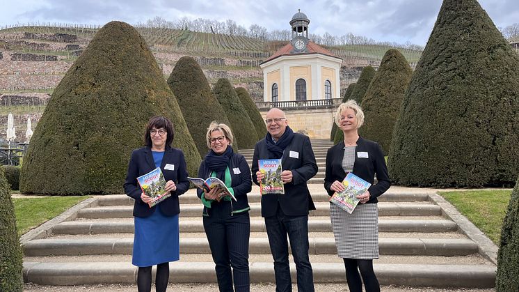 Sonja Schilg, Barbara Klepsch, Hansjörg Falz und Veronika Hiebl präsentierten den neuen "MERIAN Scout Sachsen" - Foto: Julia Franke