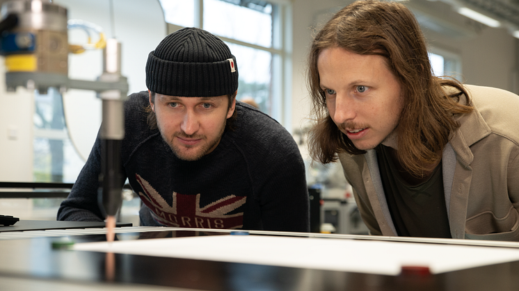 Med start våren 2025 ges nya kurser inom produktionsteknik som uppdragsutbildningar. Ett samarbete mellan Högskolan Väst och Folkuniversitetet. Foto: Högskolan Väst